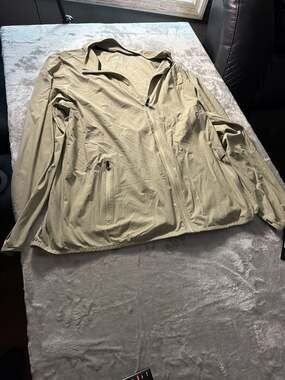 AL1VE Qwick-Dry Full Zip Lightweight Athletic Jacket in Laurel Oak